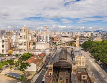 Panorama urbano com alta densidade e prédios do bom retiro