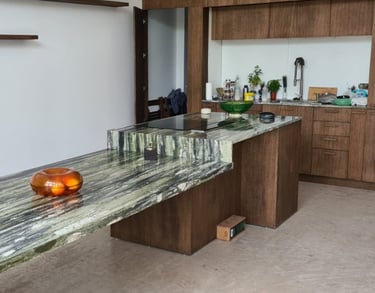 Ilot table en granit