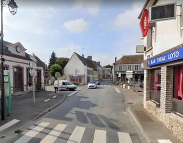 Photo du carrefour principal de Breuilpont 27640 - ATZ Diagnostic Immobilier