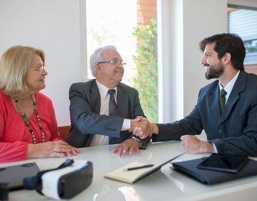 CLIENTE SONRIENDO