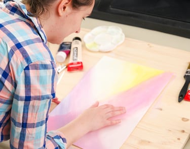 bts behind the scenes of artist saara tani painting  art