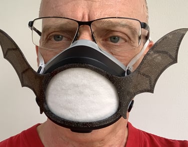 flo-53: Flomask with Batwings decoration
