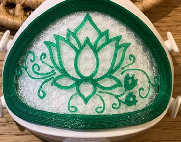 flo-36: Flomask with Lotus Flower-outline