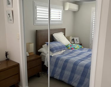 Fully framed wardrobe door