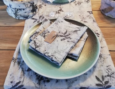 linen-tablerunner-Aquitania-menorca