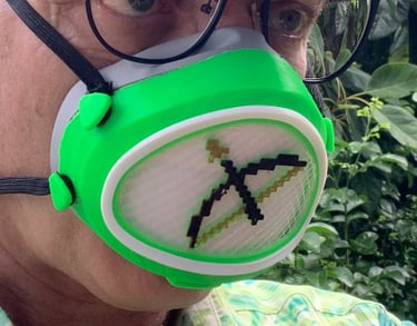 flo-55: Fluo-green Flomask cover and Minecraft Bow decoration