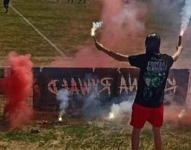 flagi stadionowe produkcja folie pirotechniczne transparent pirotechnika