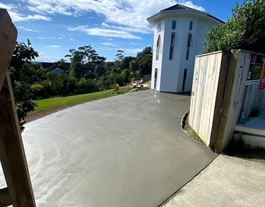 New concrete driveway Bramwell Builders