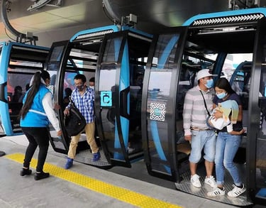 Cablebús CDMX Entrada y Salida de pasajeros