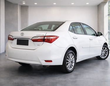toyota-corolla-2016-automatico-traseira-branco