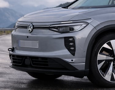 Detalhe frontal do VW ID. Tiguan 2027 com faróis LED e design moderno de SUV elétrico