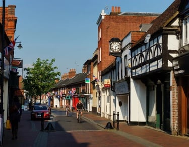 moving home with Leovan removals to Godalming