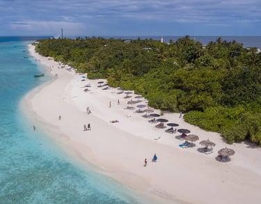 Ukulhas Island Snorkeling and Calm Environment