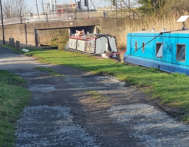 Broken Cross canal, Northwich. Rob Hamilton cheshire seer