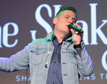 Ernst Ebner als Sänger der Shakin Stevens Tribute Band