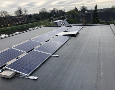 Sunbury Roofing are your local flat roofing contractors in Sunbury-on-Thames and Surrey.