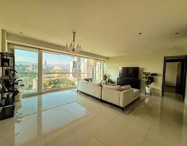 Estancia con Vista al Campo de Golf Departamento en Bosque Real Towers