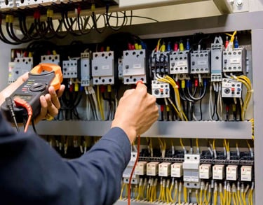 ELEKTRİK PANO ARIZA / MONTAJ işletlemelere özel proseslerinde bulunan elektrik pano