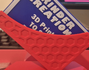 Custom-made-3d-printed-business-cards-by-kinder-creations