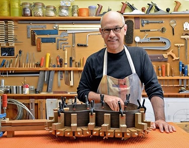 Retrato de Antonio Manjón en su taller.
