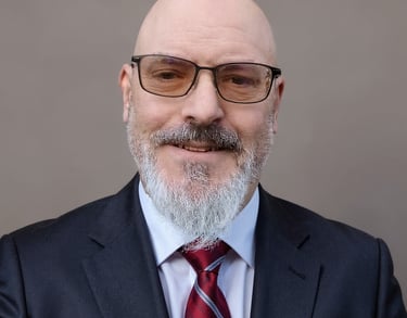 A picture of Coach Daniel Anderson
