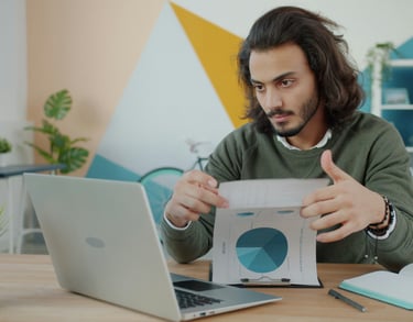 Finanza per freelance: strategie pratiche per gestire entrate, tasse e risparmi