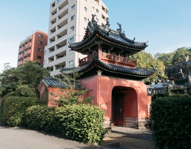 Main gate of Sofukuji Temple in Nagasaki, built in Chinese architectural style