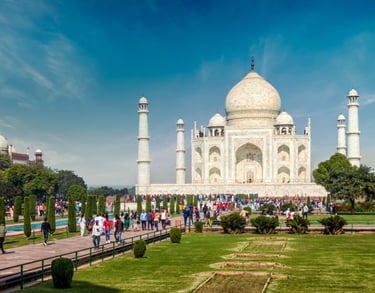 Taj Mahal Moonlight Tour