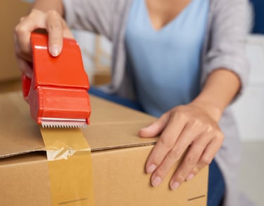 Emballage et entreposage à la prairie demenagement laprairie boîte ruban adhésif