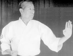 ✦ Nobuyoshi Murata. ☯ Artes Marciales:  Shitoryu. ▣ Nacimiento: Japón. ◎ Destino: Mexico..