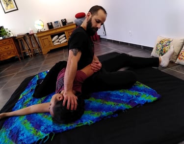 Détente massage profond deepTissu Deep Tissu massage suédois relaxation coréenne watsu wuo taï