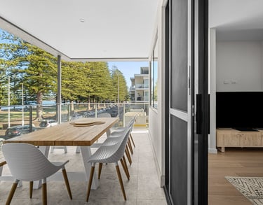 Luxurious 4 bedroom apartment in victor harbor with disabled access lift