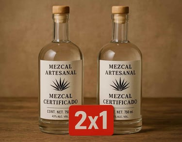 Dos botellas de mezcal artesanal certificado con etiqueta de promoción 2x1