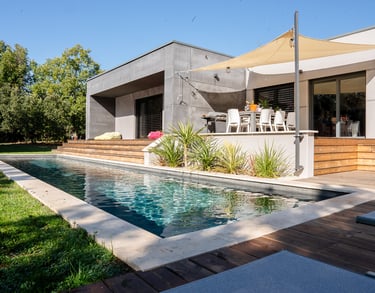maison design moderne et piscine
