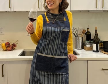 Avental japonês sem amarração (cruzados/cross-back), higiênico, prático, confortável, elegante.