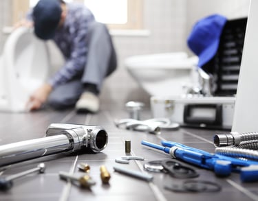 Service de plomberie professionnelle : réparation de douche, robinetterie et équipements sanitaires