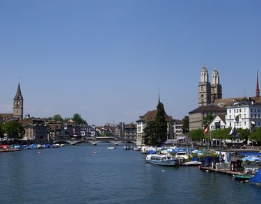 5-day Immersion Overview Day 1 Orientation at SSBM Geneva – dr. Amira Simcox Digital Transformation