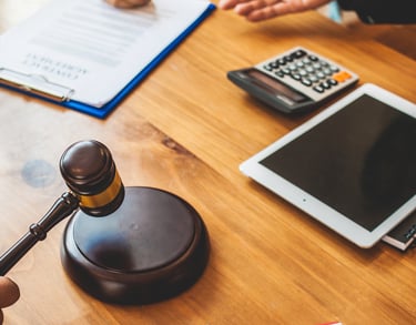 Notary Public Notarizing document