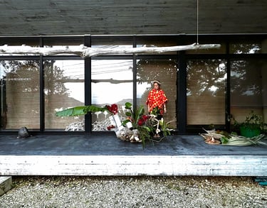 Hedy Leung 'Starlit Ethnobotanical Wonders' Ikebana performance at Ma UMI residencies Ishigaki Japan
