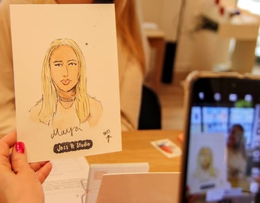 Live-zeichnen buchen Schnellportrait für Firmenveranstaltungen, Fashion und Beauty Events Firmenfeiern zur Kundenbindung