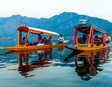 Kashmir Tour with taxi service in amritsar