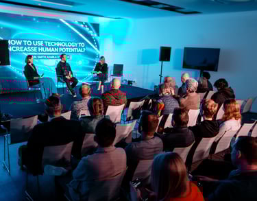 Mila Orlińska na konferencji