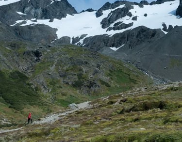 trekking glaciar martial sunset