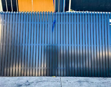 Aluminium gate