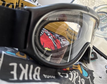 Gogle motocyklowe DMD Ghost od przodu