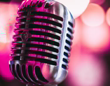 Micro rétro symbolisant le fait de faire entendre sa voix