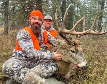 Saskatchewan whitetail hunts - big saskatchewan whitetail