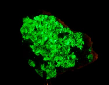 Astatine. By Elahe81 - Own work, CC BY-SA 4.0