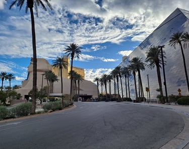Finn's Footprints Las Vegas Nevada Budget Travel Review