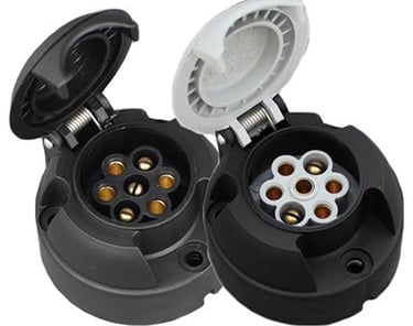 Double 7-pin towbar socket providing caravan lighting and battery power connection